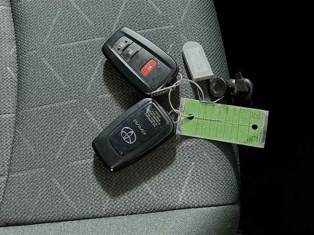 New 2025 Toyota RAV4 XLE image 33