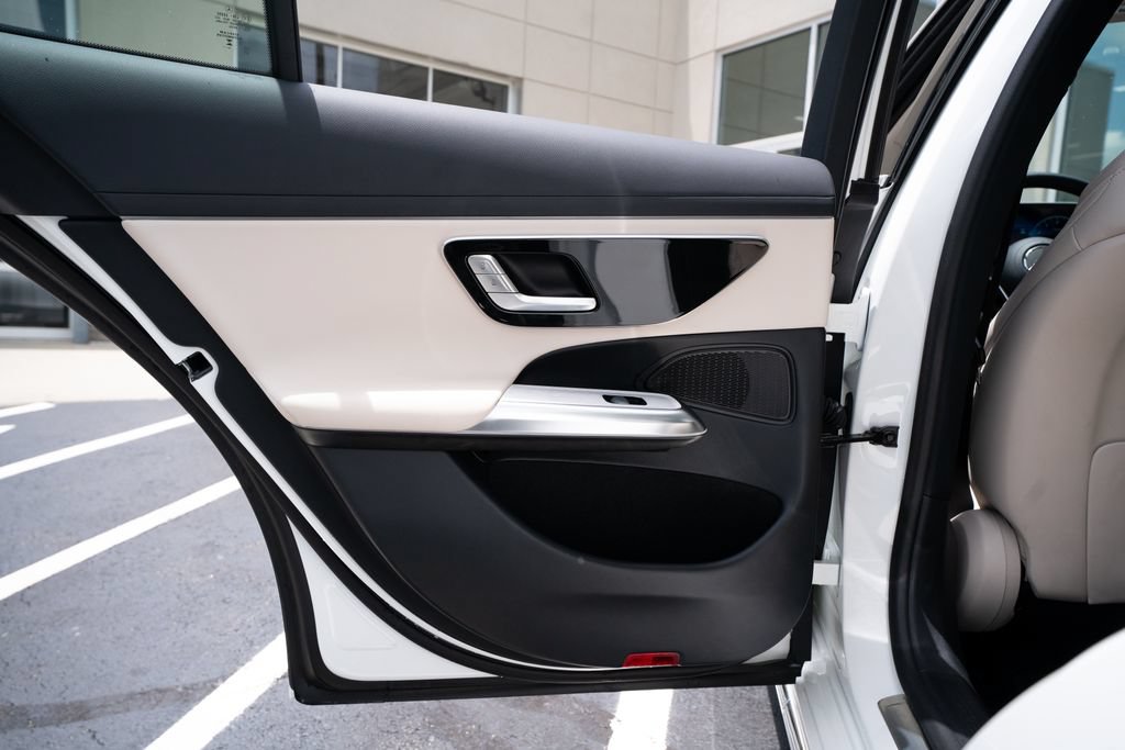 Used 2025 Mercedes-Benz E 350 Sedan w/ Winter Package image 46