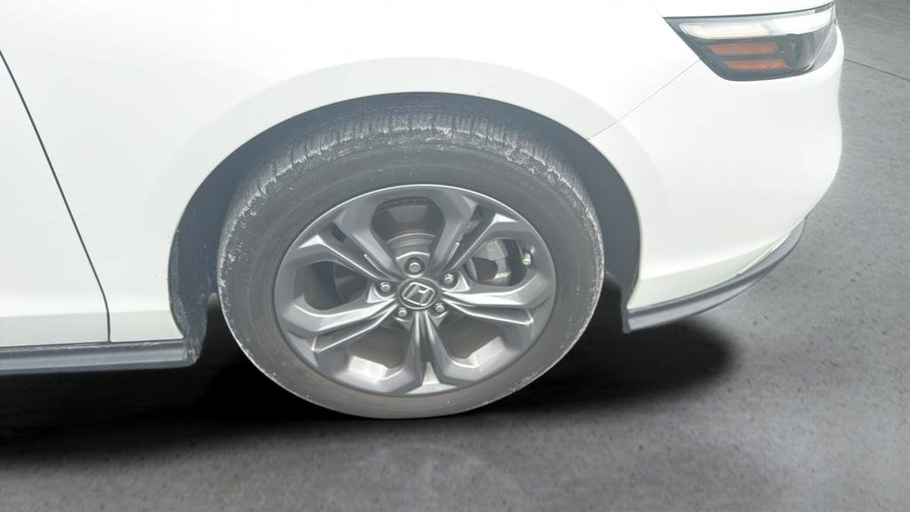Used 2024 Honda Accord EX image 21