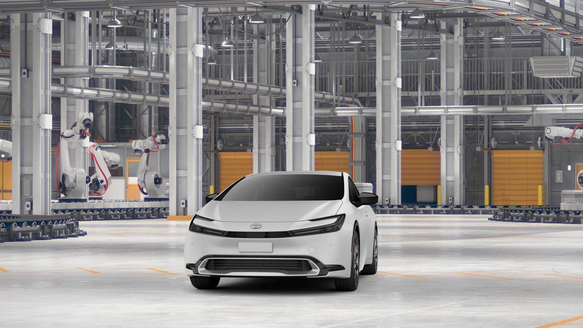 New 2026 Toyota Prius Plug-In Hybrid FWD image 3