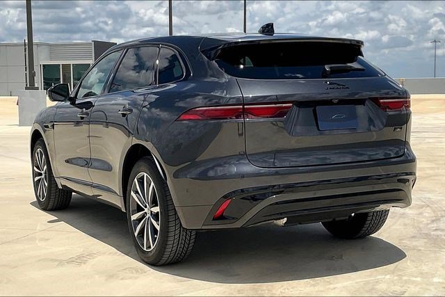 New 2026 Jaguar F-PACE R-Dynamic S image 3