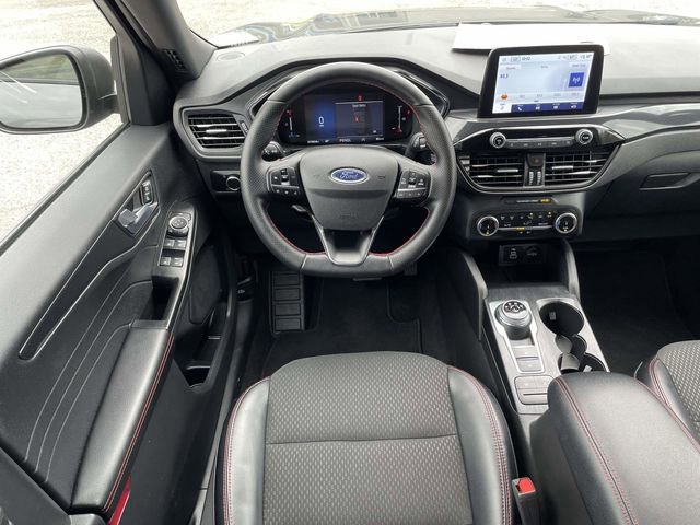 Used 2025 Ford Escape ST-Line FWD image 13