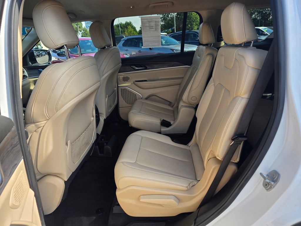 Used 2021 Jeep Grand Cherokee L Limited AWD/4WD image 6