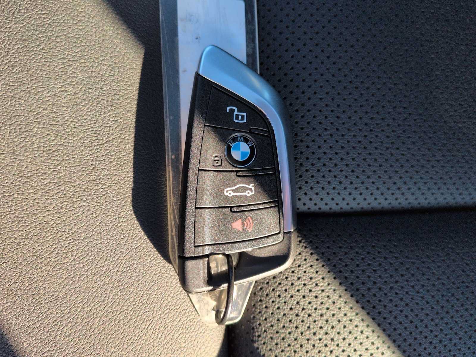 Used 2026 BMW i4 xDrive40i AWD/4WD image 38