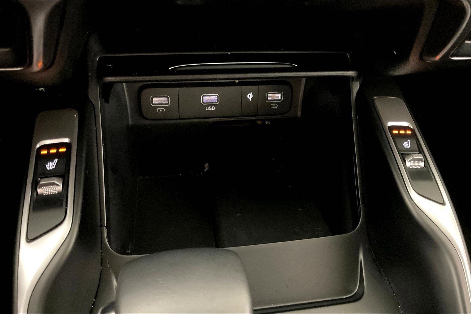 Certified 2023 Kia Sorento S w/ Panoramic Sunroof Package image 37