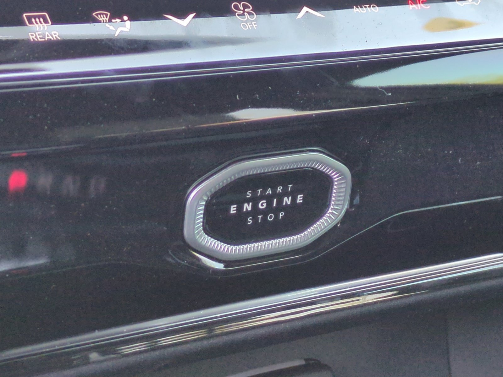 New 2026 Jeep Grand Cherokee Altitude AWD/4WD image 30