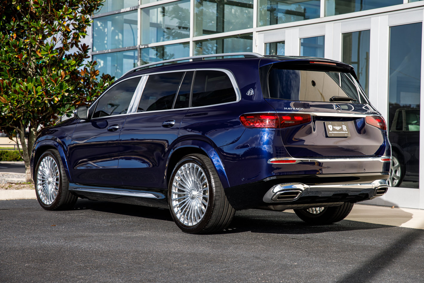 Used 2026 Mercedes-Benz Maybach GLS 600 4MATIC image 11