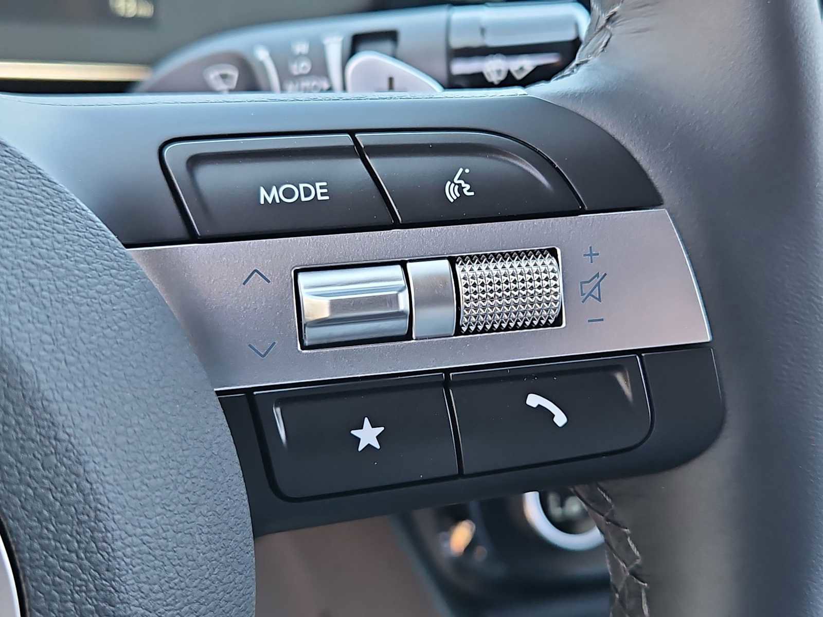 New 2025 Hyundai Santa Cruz Limited image 25