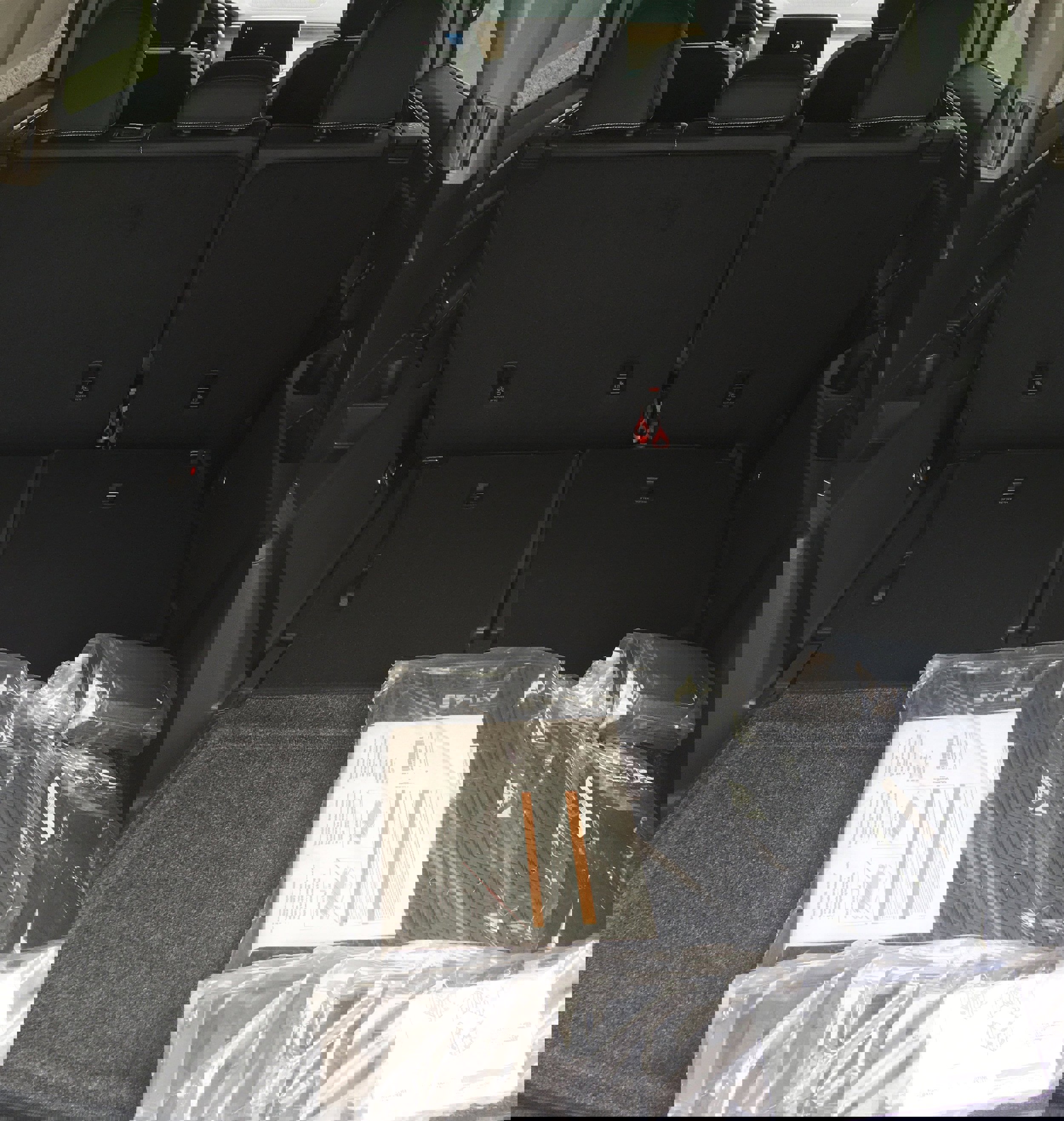 New 2026 Volkswagen Atlas SE image 6