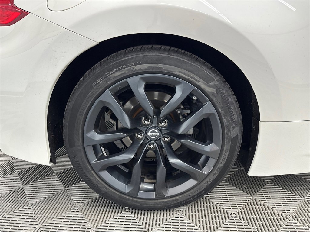 Used 2016 Nissan 370Z Coupe image 15