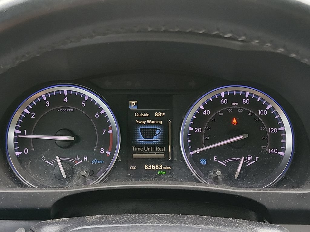 Used 2019 Toyota Highlander XLE FWD image 24