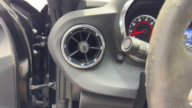 Used 2024 Chevrolet Camaro LT w/ Technology Package RWD image 33