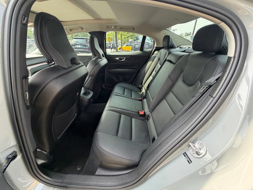 Used 2025 Volvo S60 B5 Plus FWD image 17