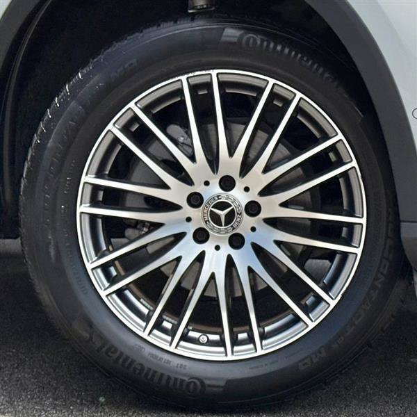 Used 2023 Mercedes-Benz GLC 300 image 28