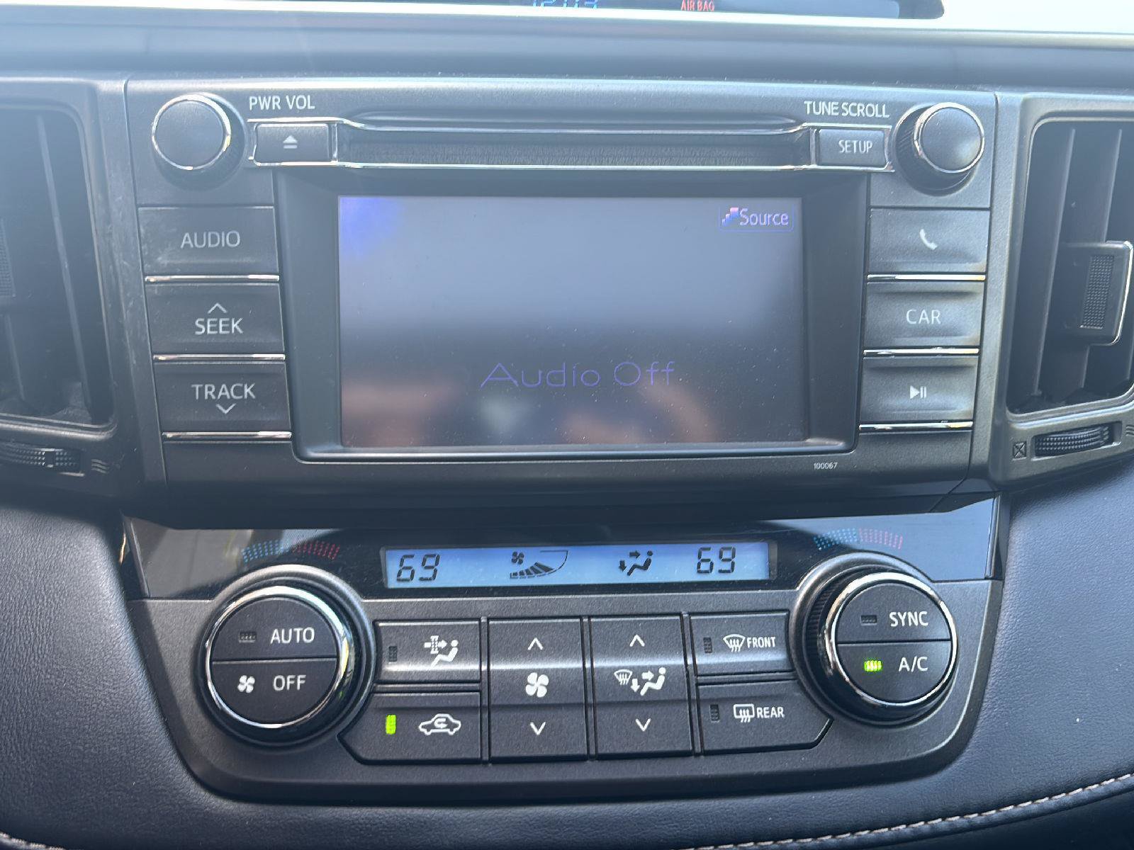 Used 2013 Toyota RAV4 XLE AWD/4WD image 16