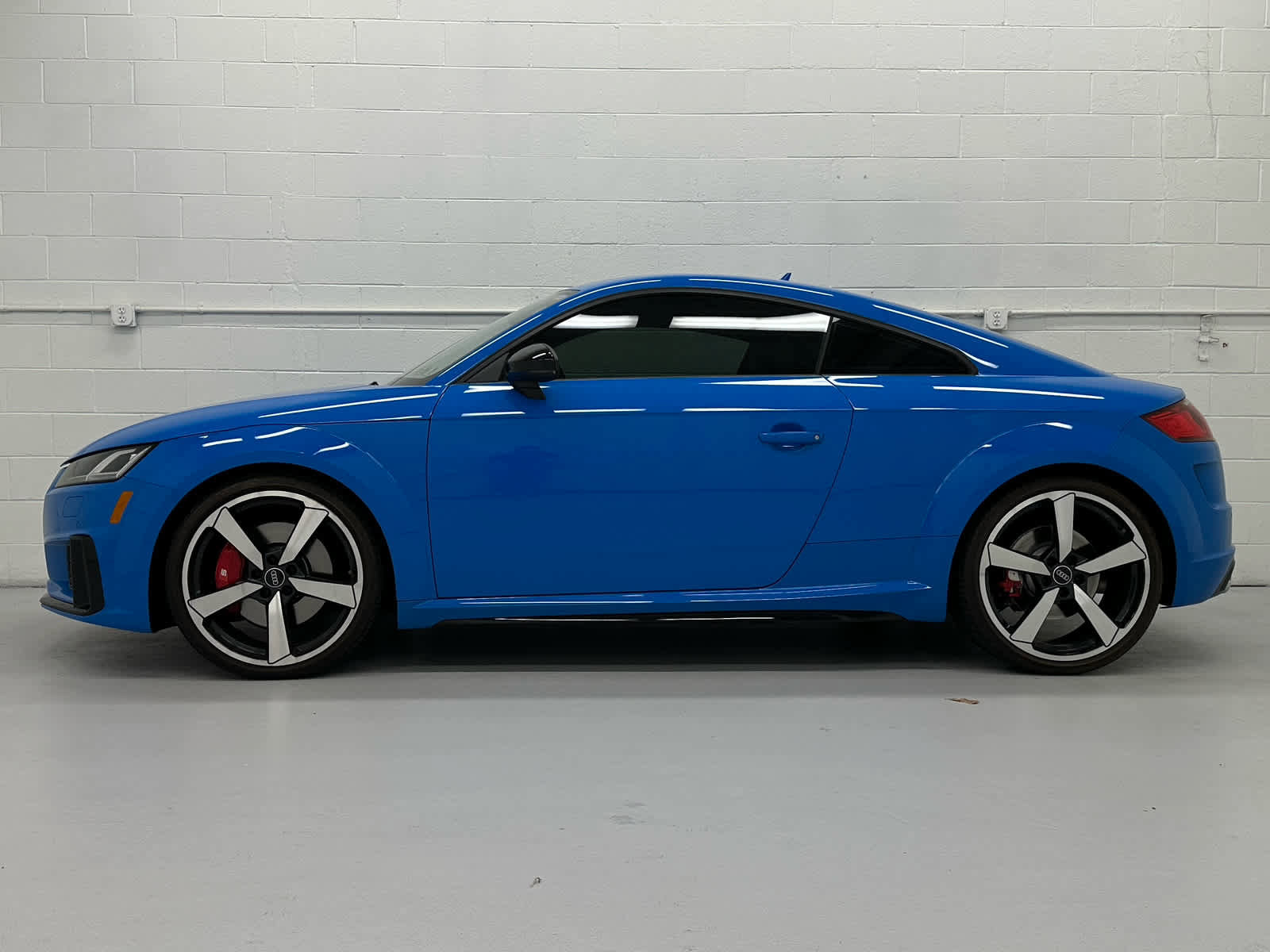 Used 2023 Audi TTS 2.0T Coupe image 3