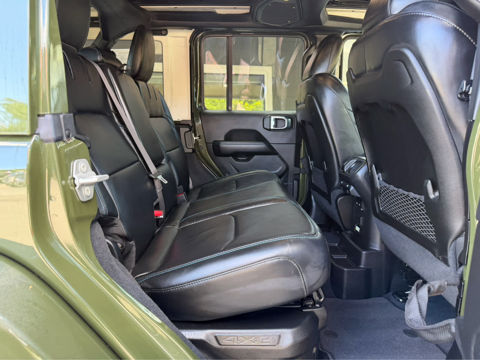 Used 2024 Jeep Wrangler High Altitude AWD/4WD image 19
