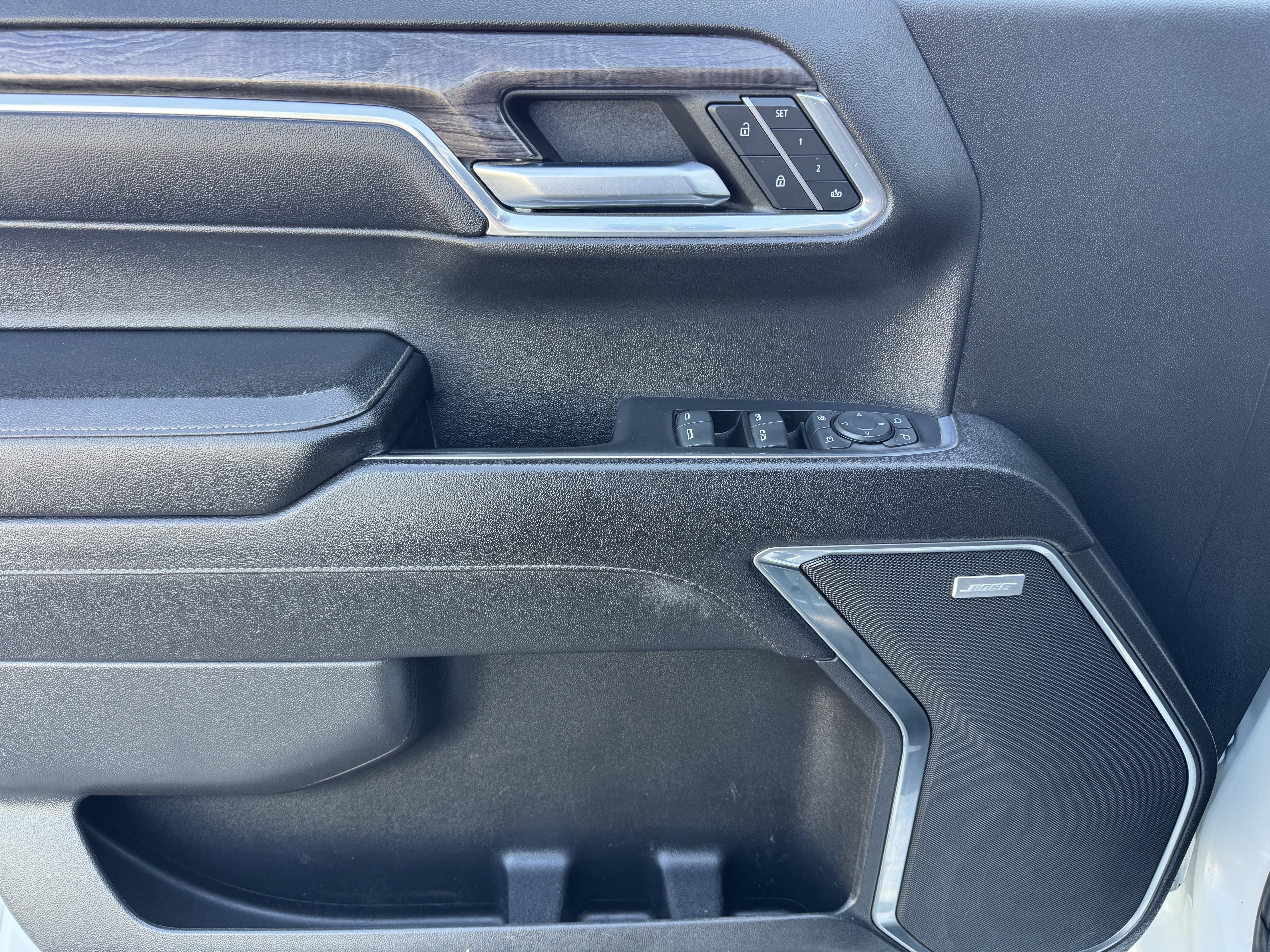 Certified 2023 Chevrolet Silverado 1500 LTZ w/ LTZ Convenience Package II AWD/4WD image 10