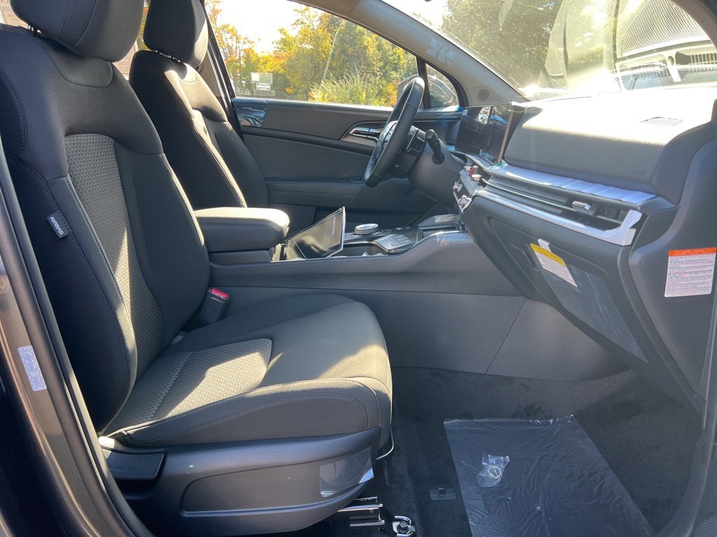 New 2026 Kia Sportage S image 14