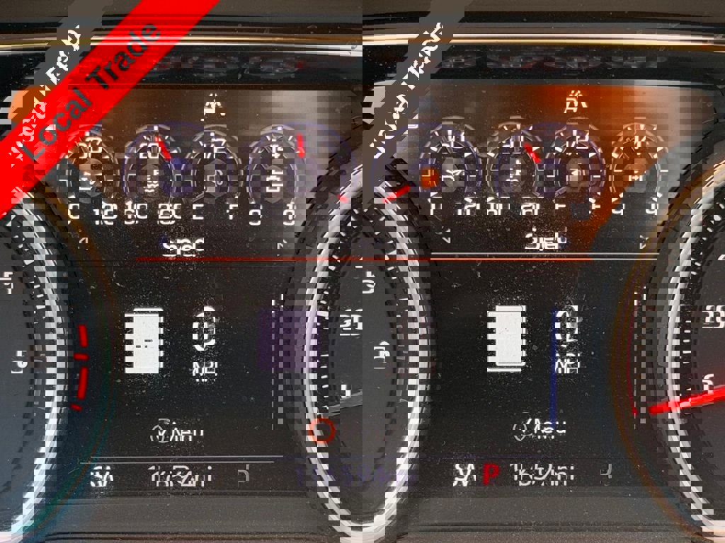 Used 2021 Chevrolet Suburban Premier w/ Premium Package image 3