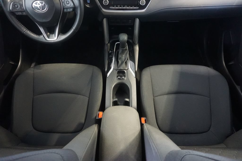 Certified 2025 Toyota Corolla Cross LE FWD image 25