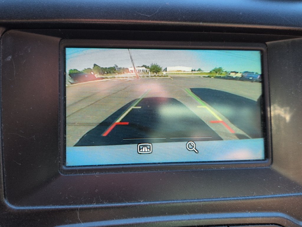 Used 2015 Ford Fusion SE FWD image 14