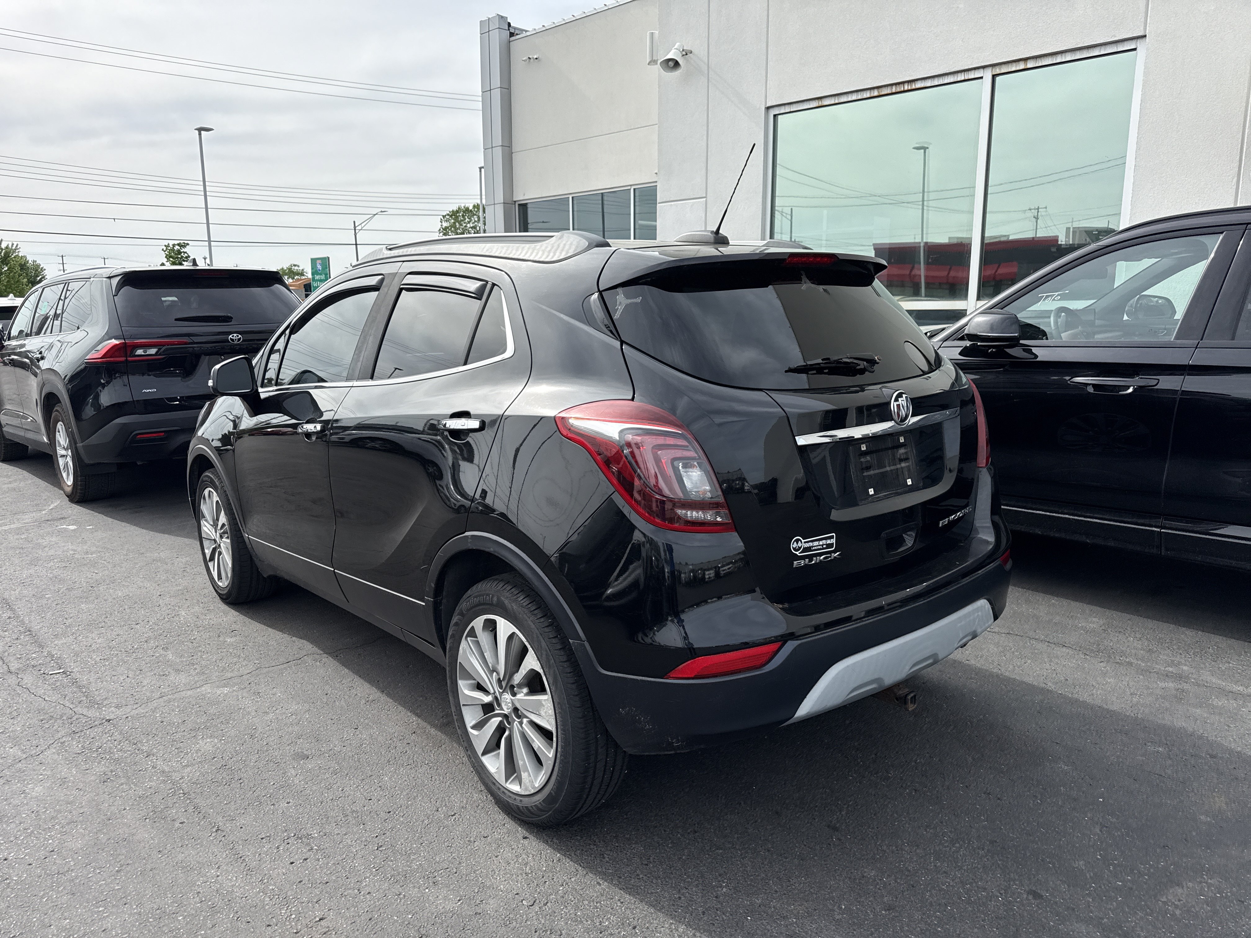 Used 2017 Buick Encore Preferred FWD image 6
