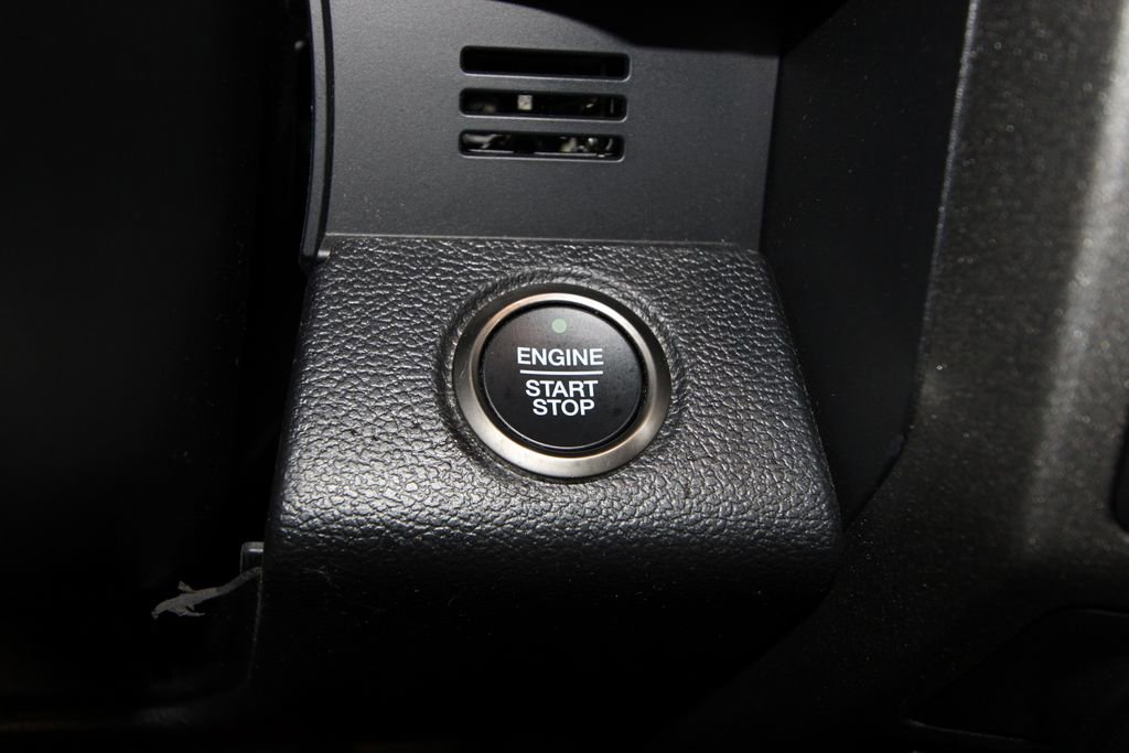 Used 2019 Ford F150 Raptor w/ Equipment Group 802A Luxury image 16