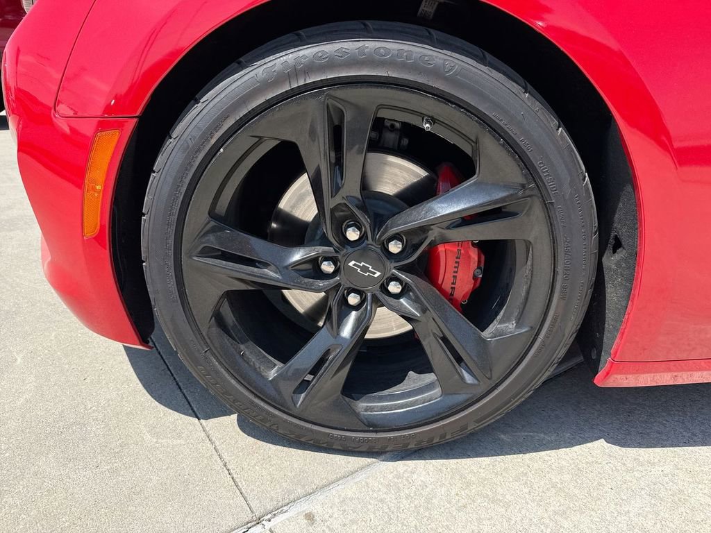 Used 2022 Chevrolet Camaro LT RWD image 10
