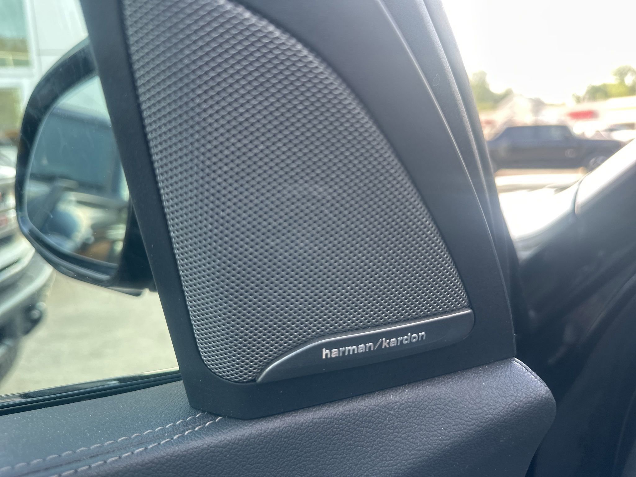 Used 2020 BMW X5 xDrive40i w/ M Sport Package AWD/4WD image 42