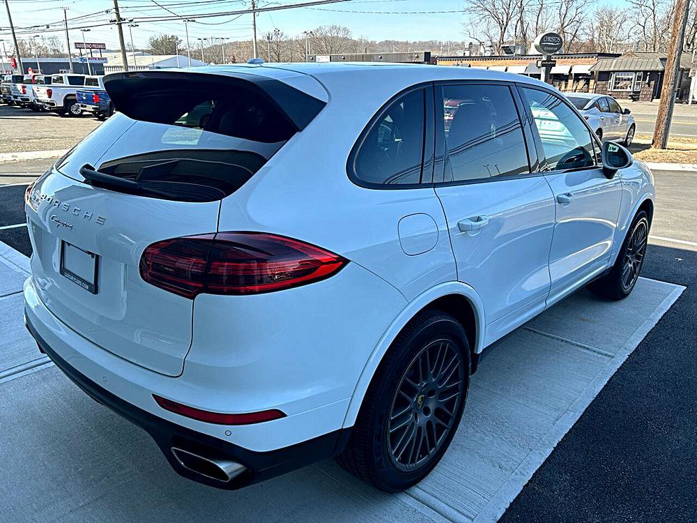 Used 2017 Porsche Cayenne Platinum Edition image 12