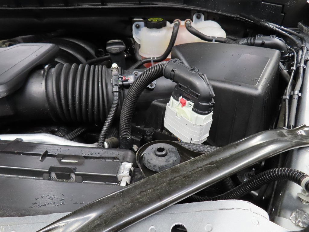 Used 2025 Chevrolet Tahoe High Country image 32