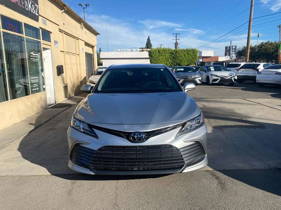 Used 2024 Toyota Camry LE image 6