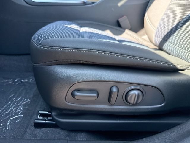New 2026 Buick Envista Sport Touring w/ Convenience I Package FWD image 12