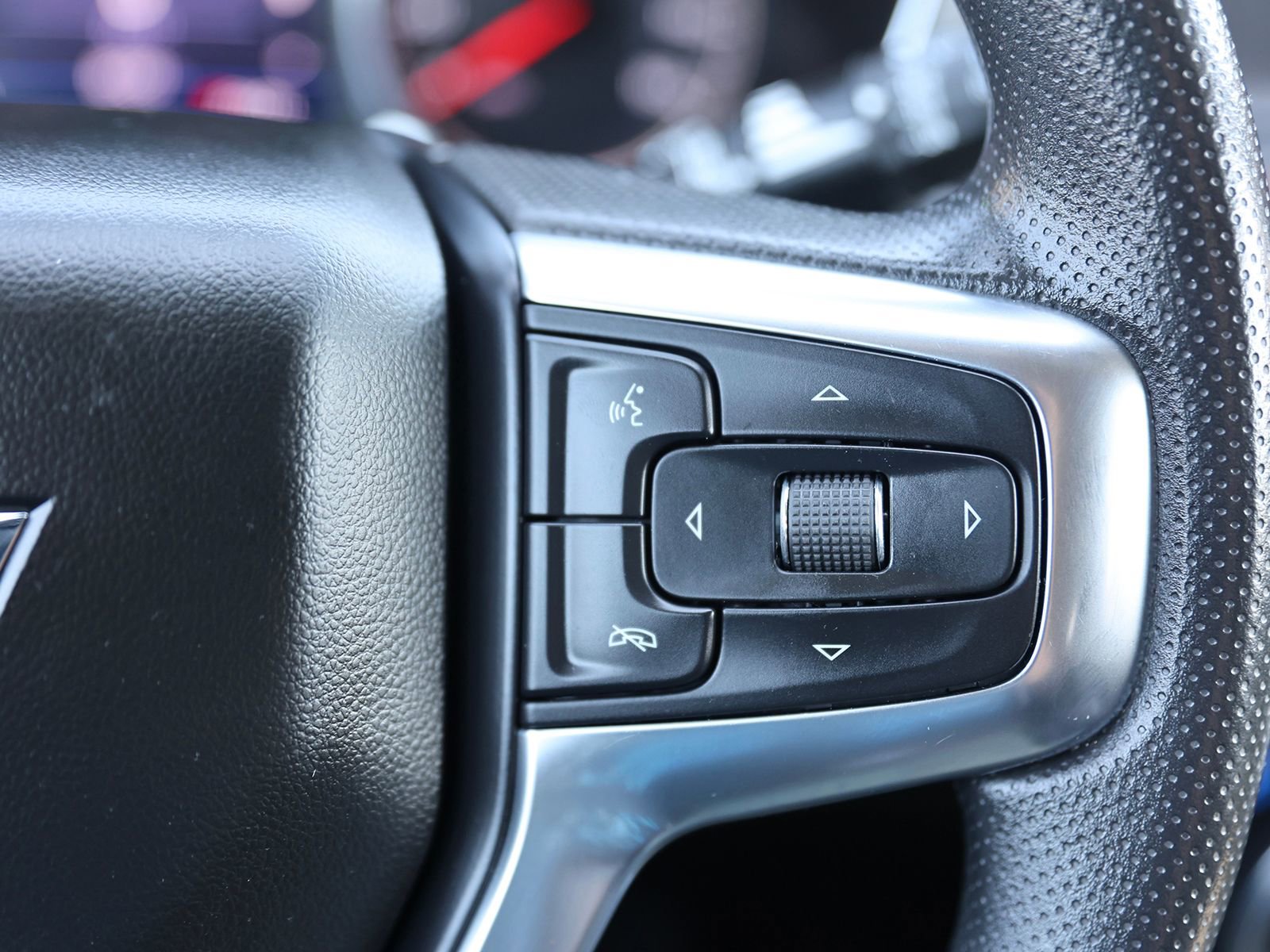 Used 2021 Chevrolet Blazer LT AWD/4WD image 39