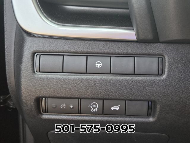 Used 2026 Nissan Rogue SV FWD image 24