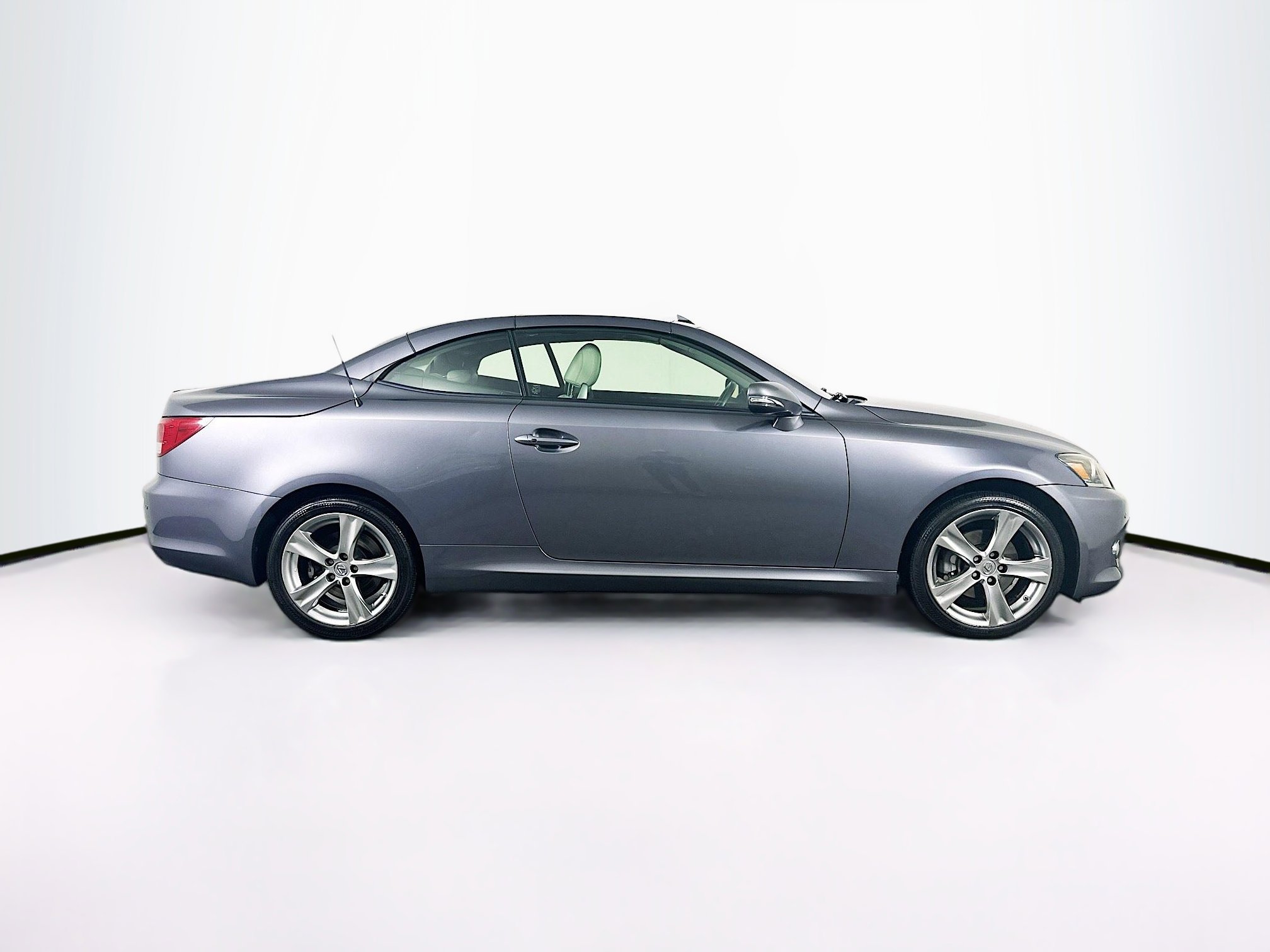 Used 2012 Lexus IS 250C image 10