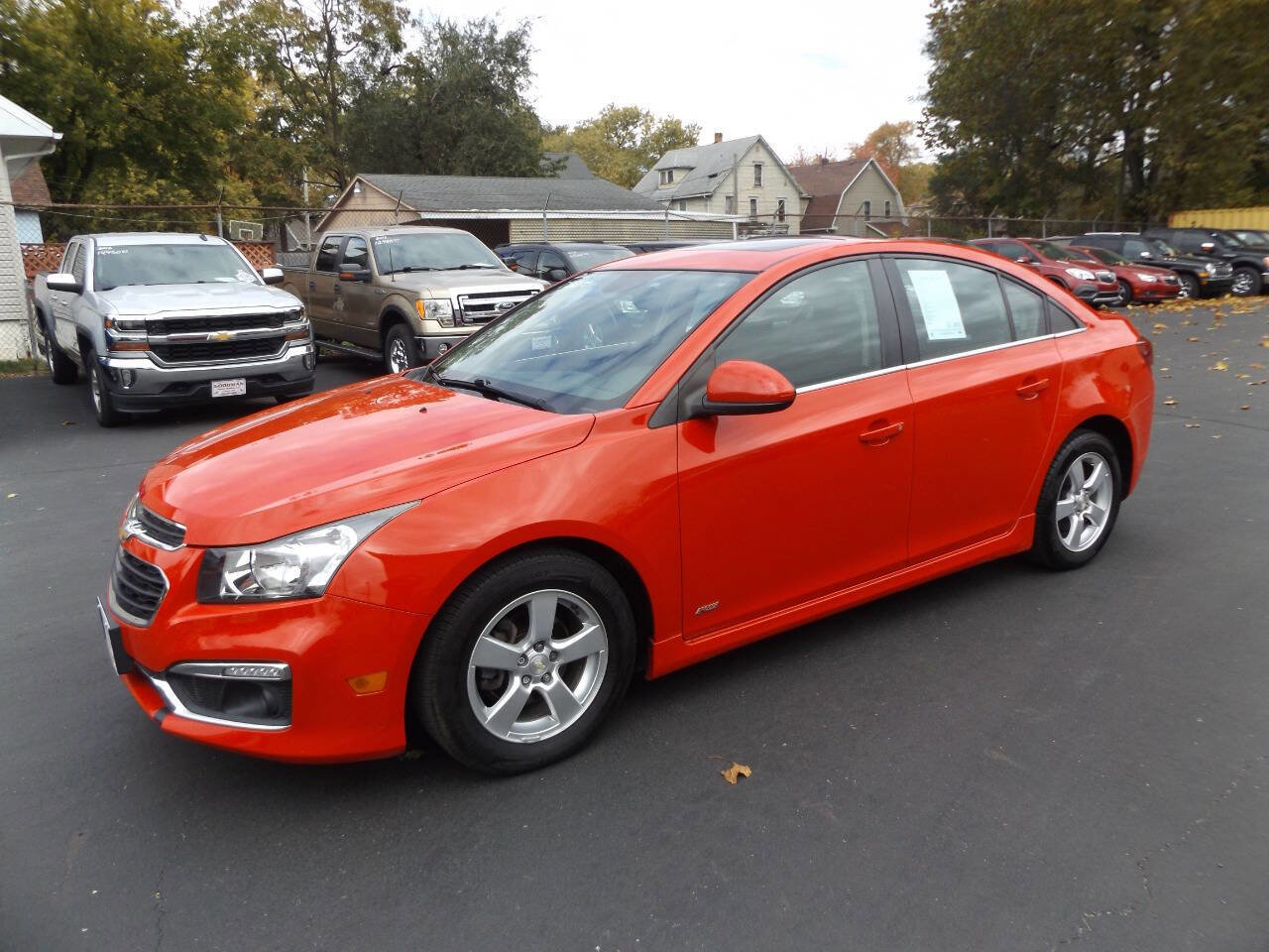 Used 2016 Chevrolet Cruze LT w/ Sun And Sound Package image 1