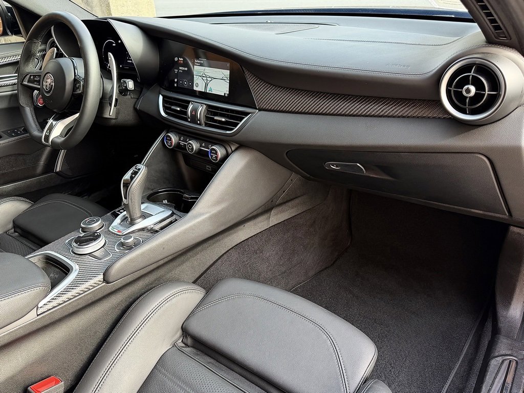 Used 2024 Alfa Romeo Giulia Quadrifoglio image 20