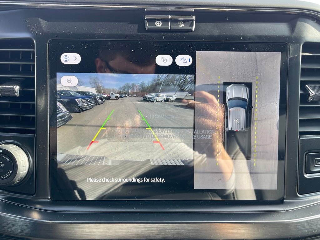 New 2026 Ford F350 Lariat w/ Black Appearance Package image 13