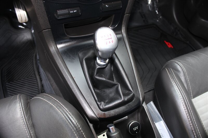 Used 2018 Ford Fiesta ST FWD image 12