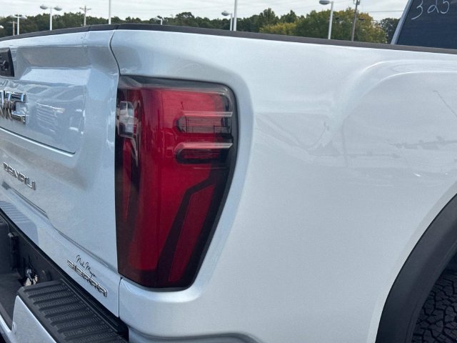 New 2026 GMC Sierra 2500 Denali Ultimate w/ Max Trailering Package AWD/4WD image 12