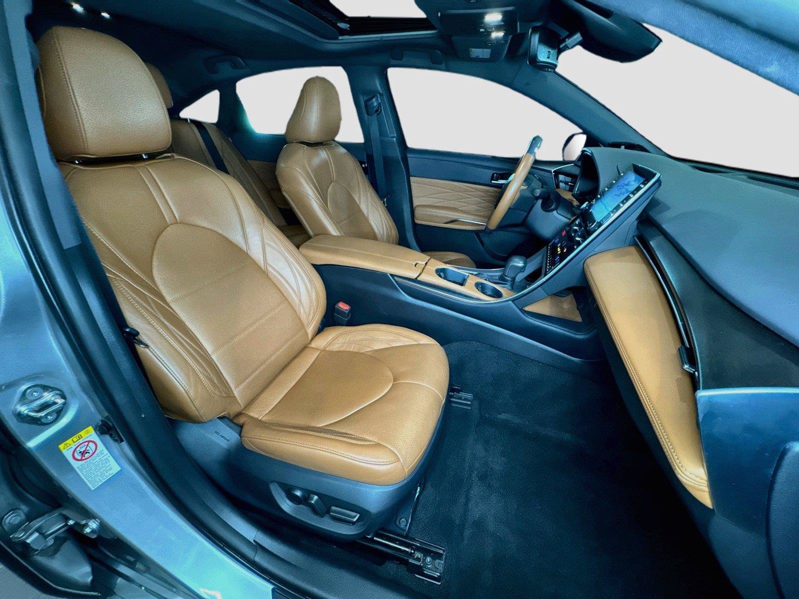 Used 2019 Toyota Avalon Limited w/ Advanced Safety Package FWD image 32