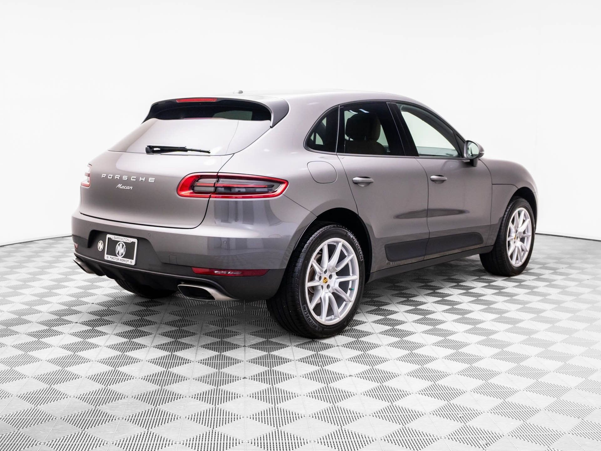 Used 2018 Porsche Macan image 5