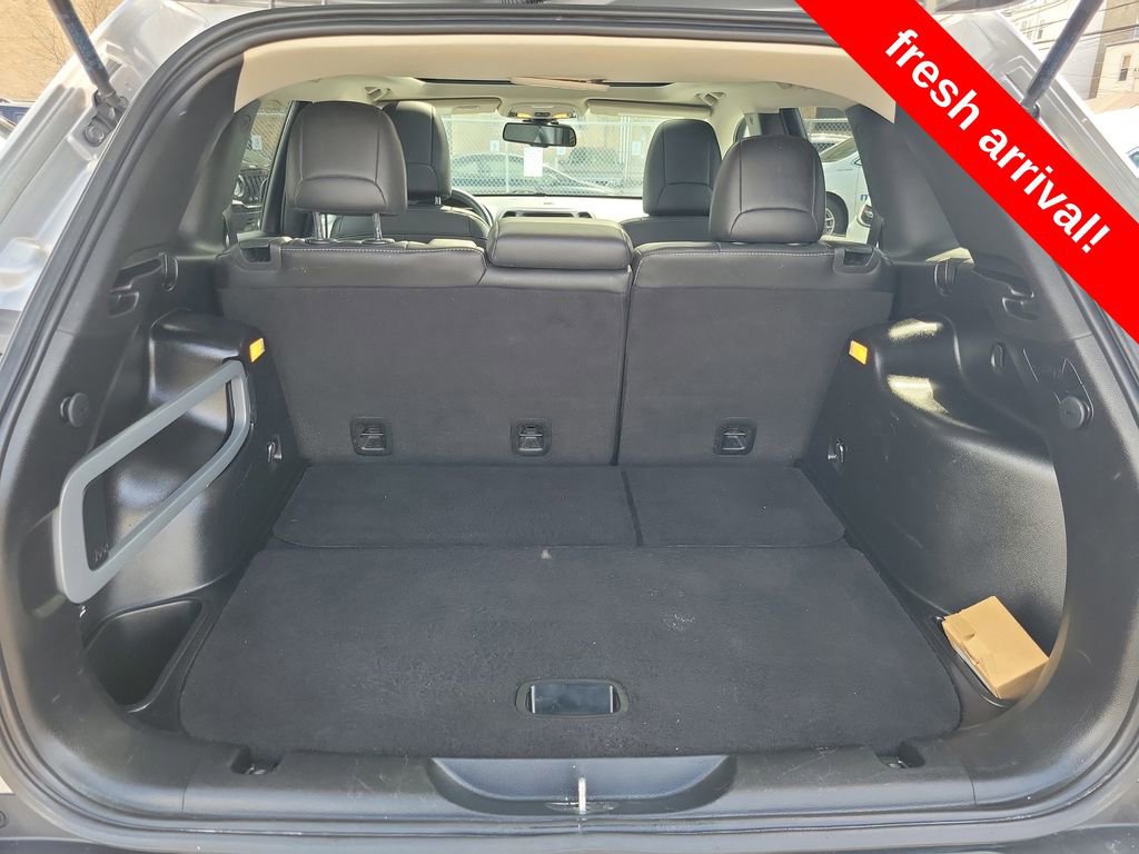 Used 2015 Jeep Cherokee Limited image 8