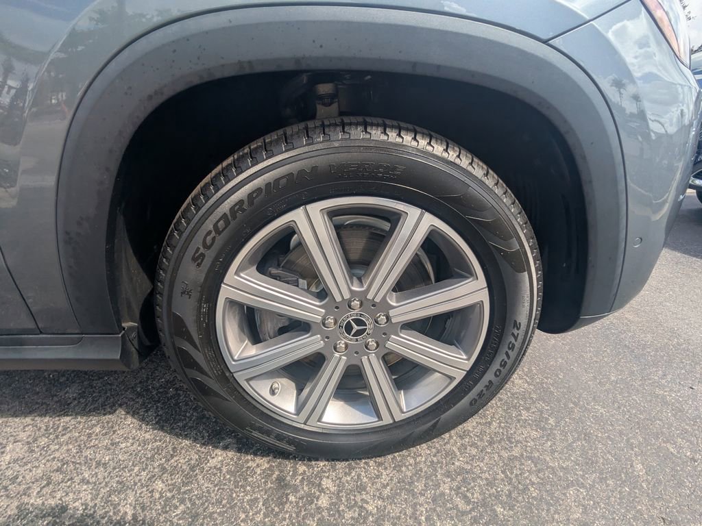 Certified 2023 Mercedes-Benz GLS 450 4MATIC image 23