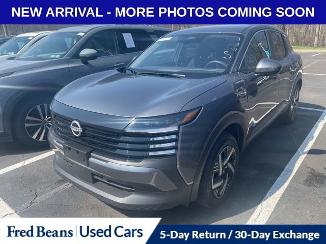 Used 2025 Nissan Kicks SV image 3