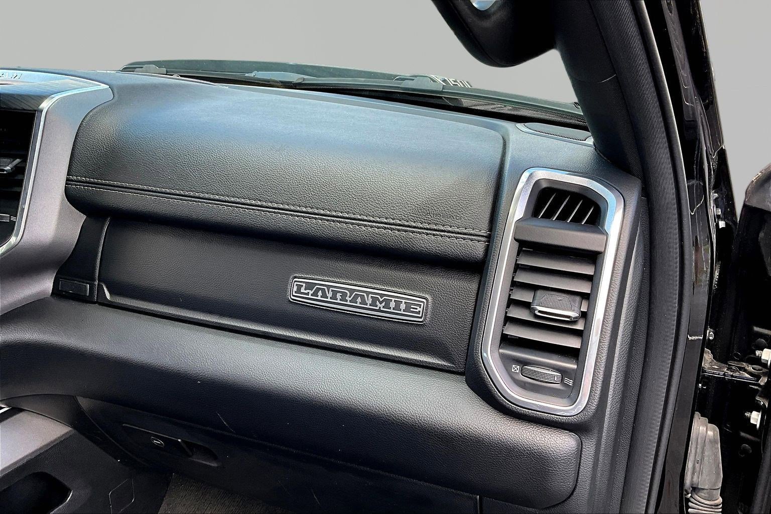 Used 2023 RAM 1500 Laramie AWD/4WD image 26