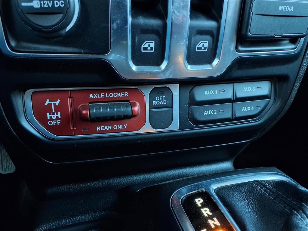 Used 2024 Jeep Wrangler Willys image 11