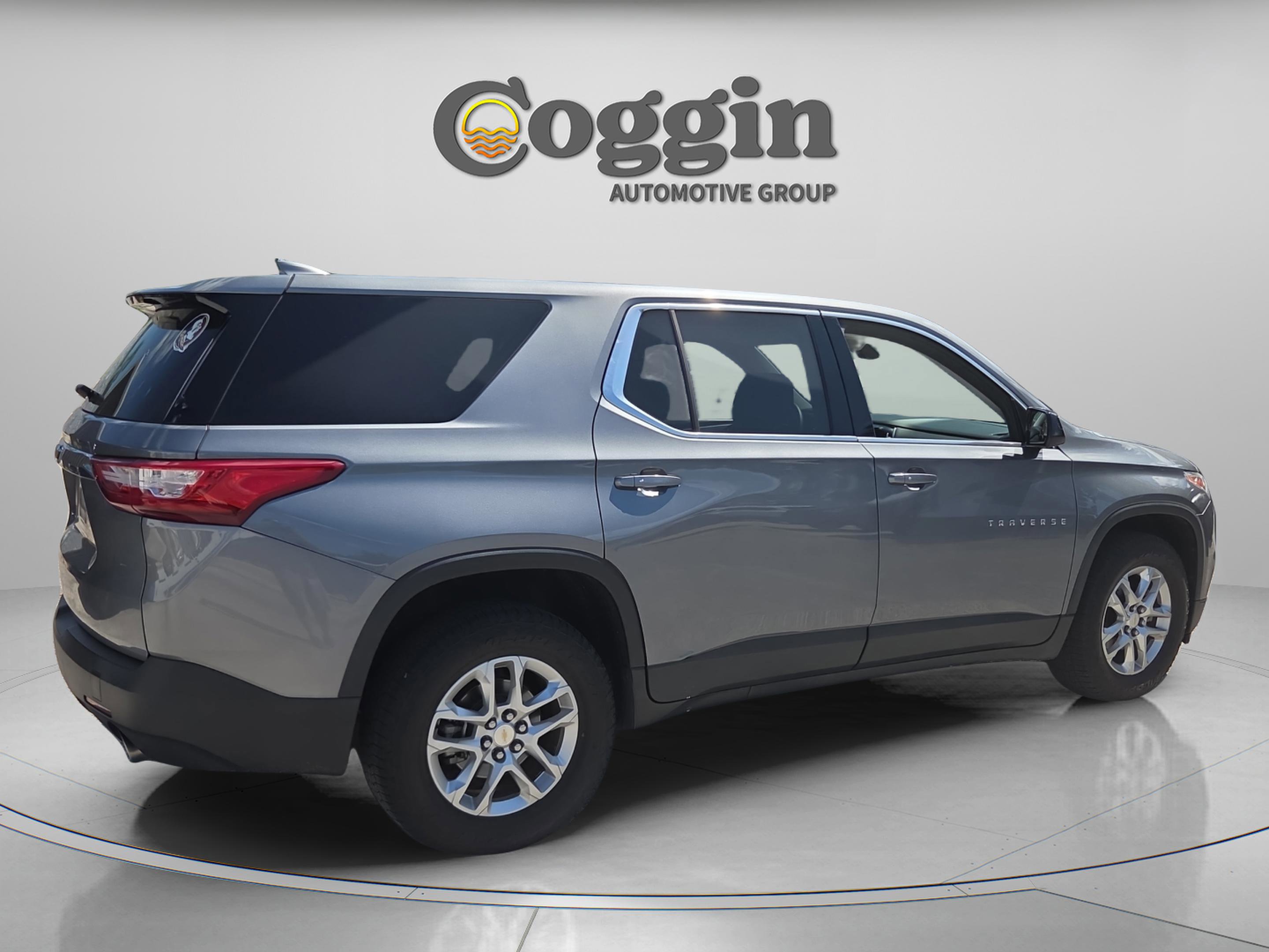 Used 2018 Chevrolet Traverse LS w/ LPO, Floor Liner Package FWD image 5